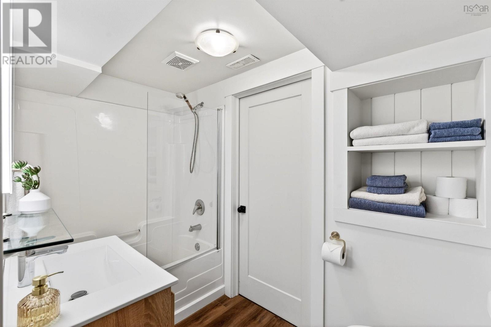 1744 Crowell Road - 29
