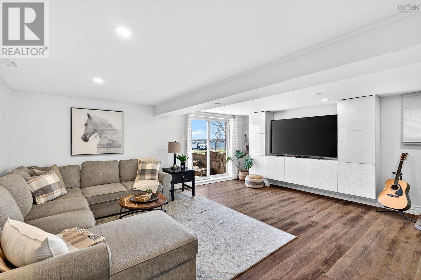 1744 Crowell Road - 25