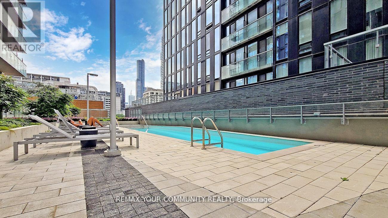#302 50 WELLESLEY STREET E - 20