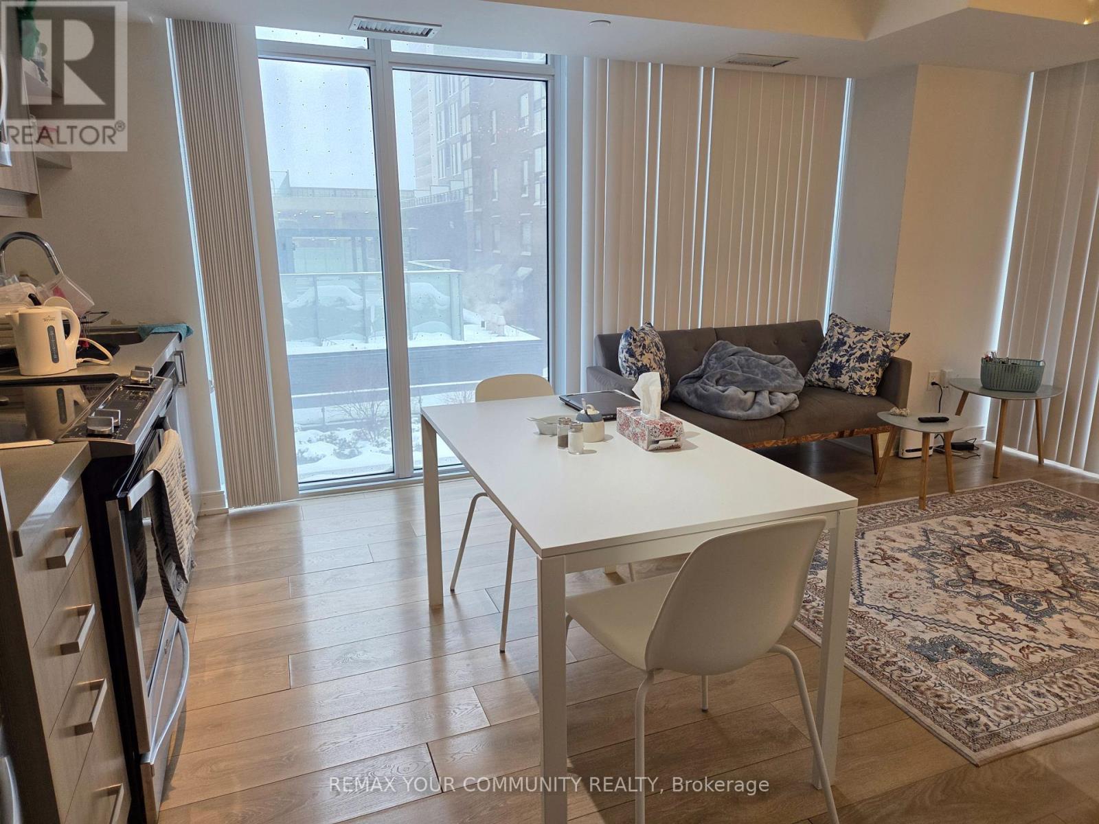 #302 50 WELLESLEY STREET E - 6