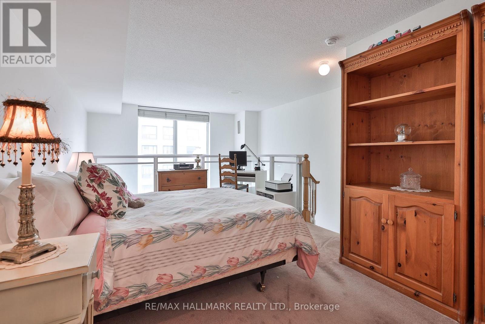 #528 109 FRONT STREET E - 20