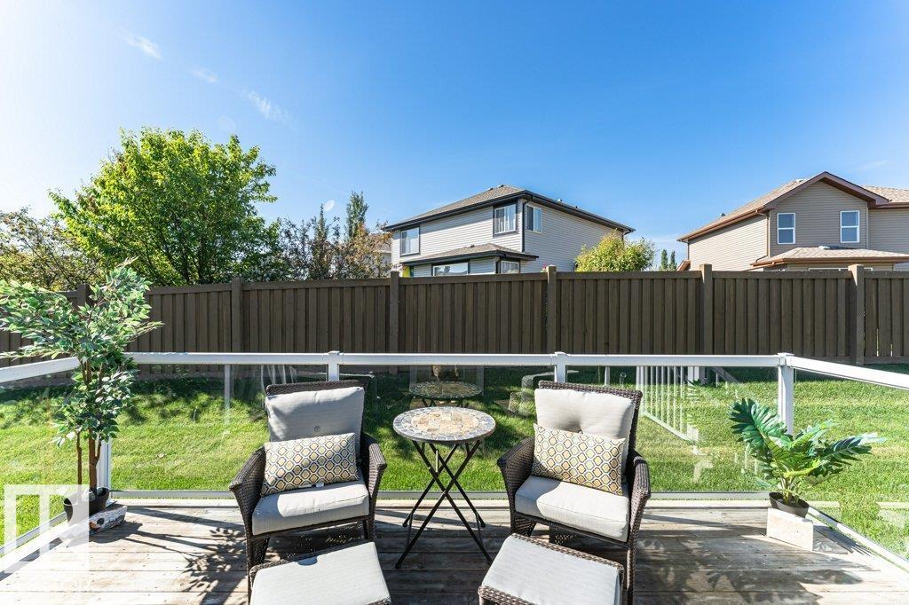 #15 175 MCCONACHIE DR NW - 37
