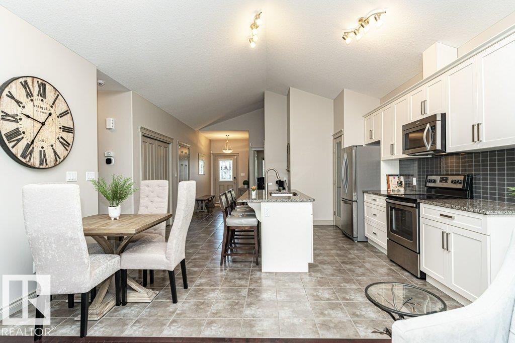 #15 175 MCCONACHIE DR NW - 15