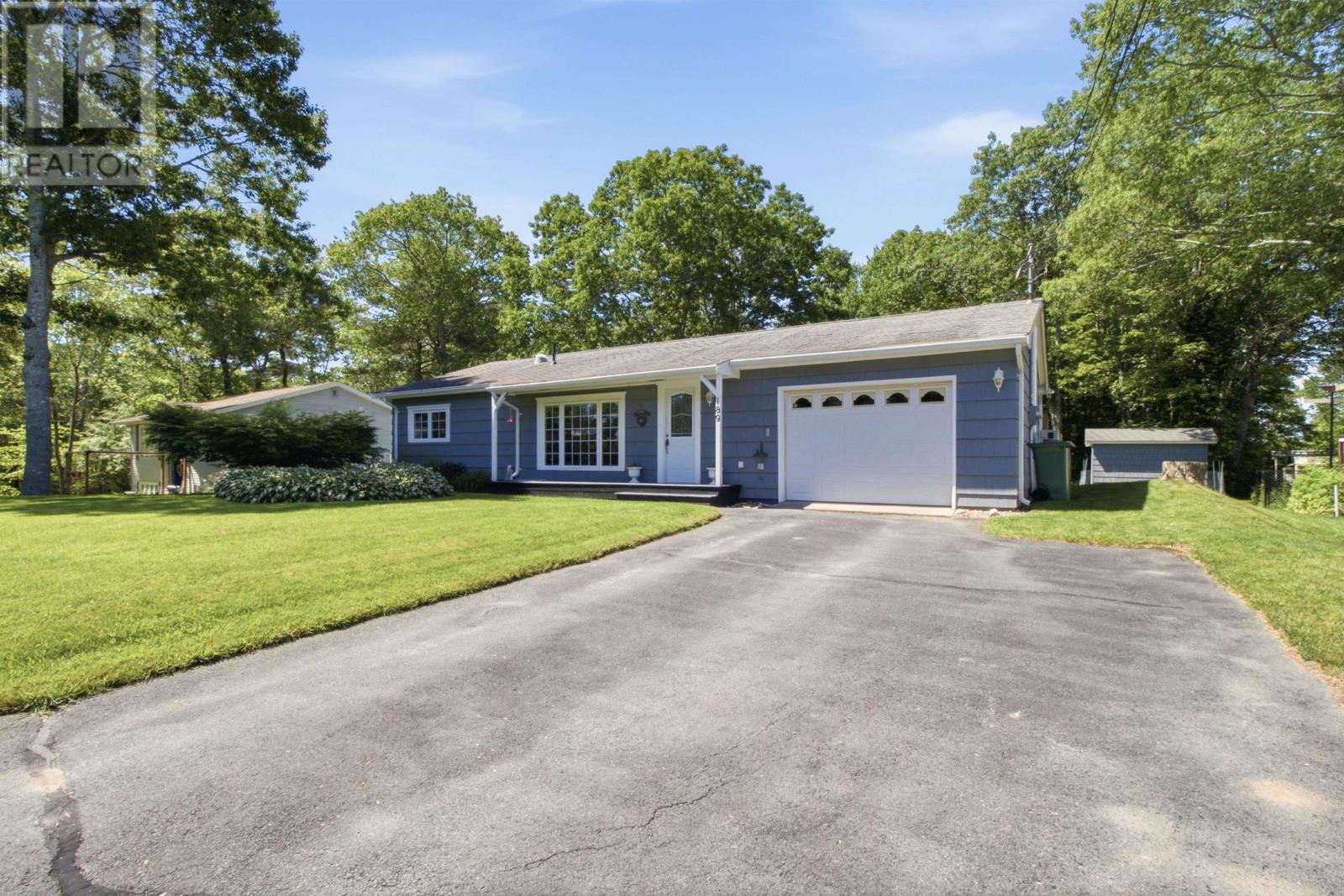 189 Lakeview Road - 1