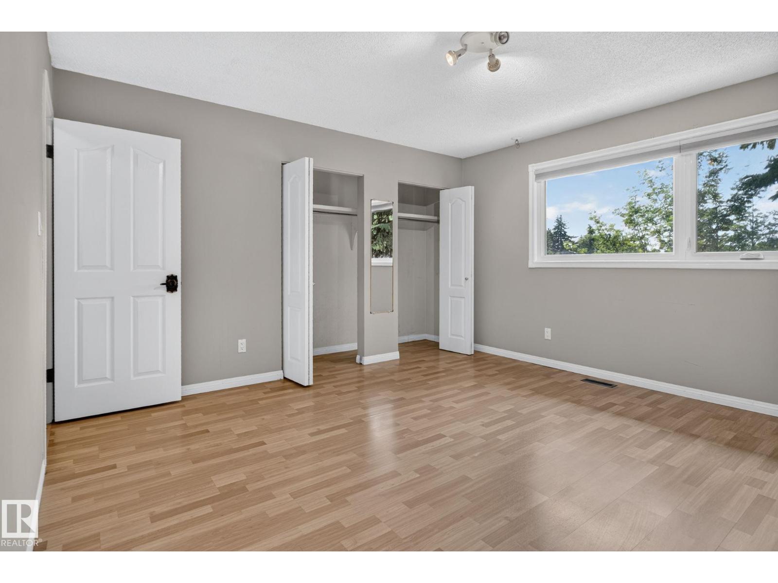 14703 58 AVE NW - 23