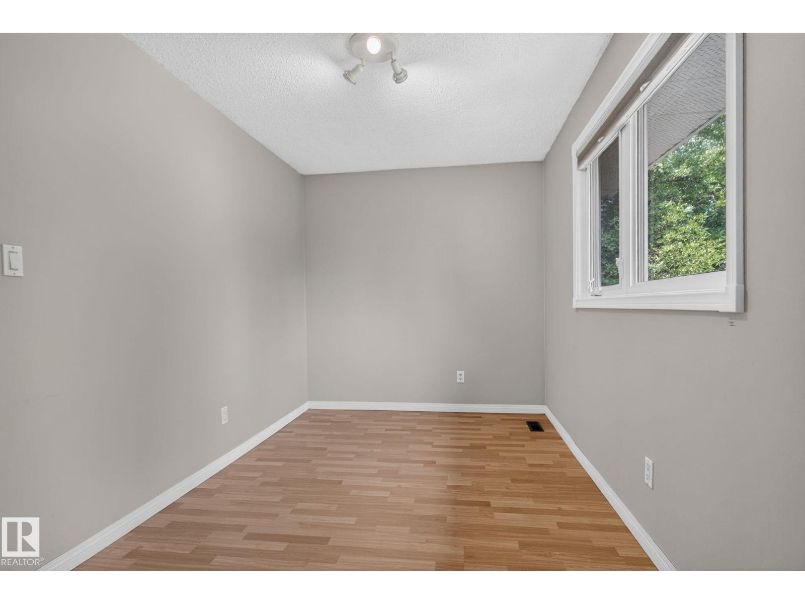 14703 58 AVE NW - 26