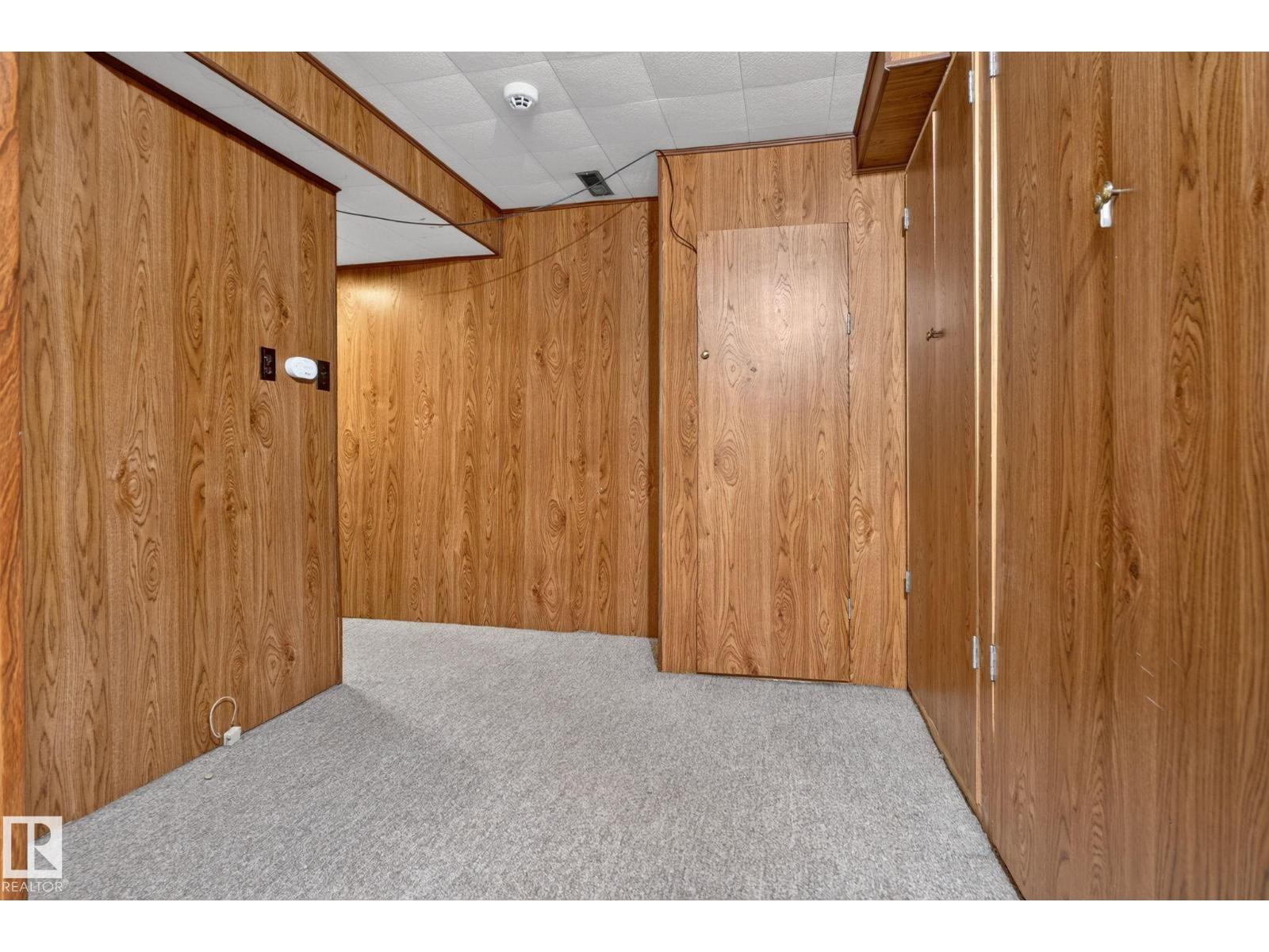 14703 58 AVE NW - 39