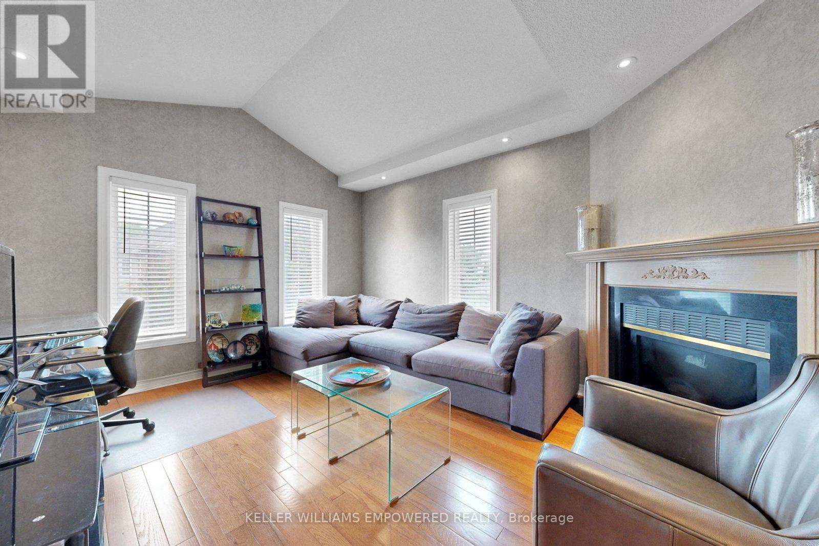 #26 190 HARDING BOULEVARD W - 16