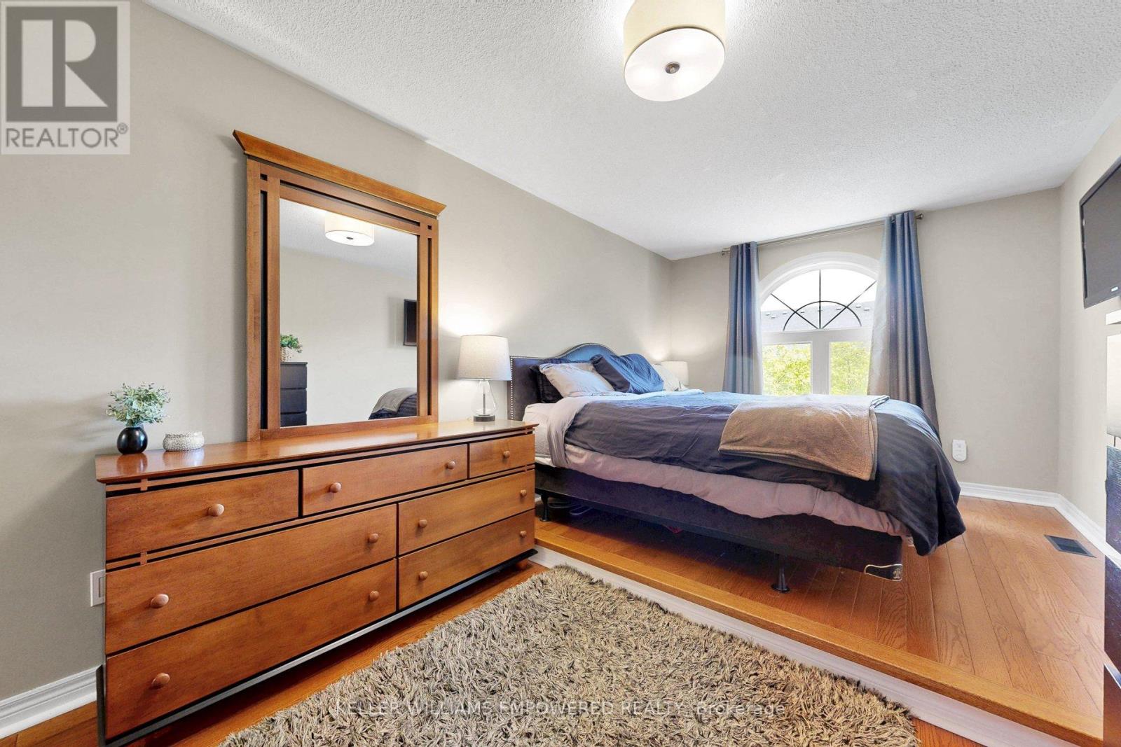#26 190 HARDING BOULEVARD W - 28