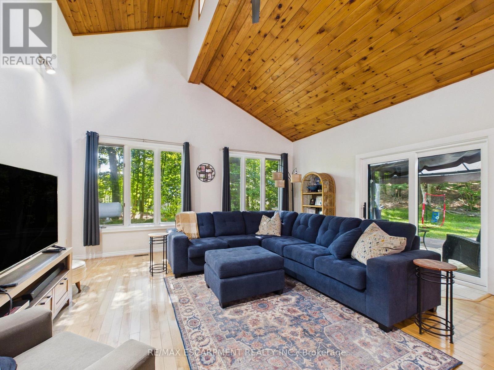 1060 GOLDEN BEACH ROAD - 11