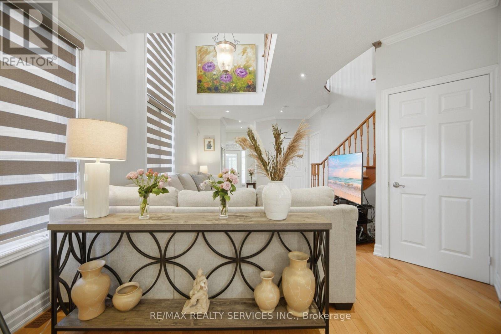 32 DEEPCORAL COURT - 10