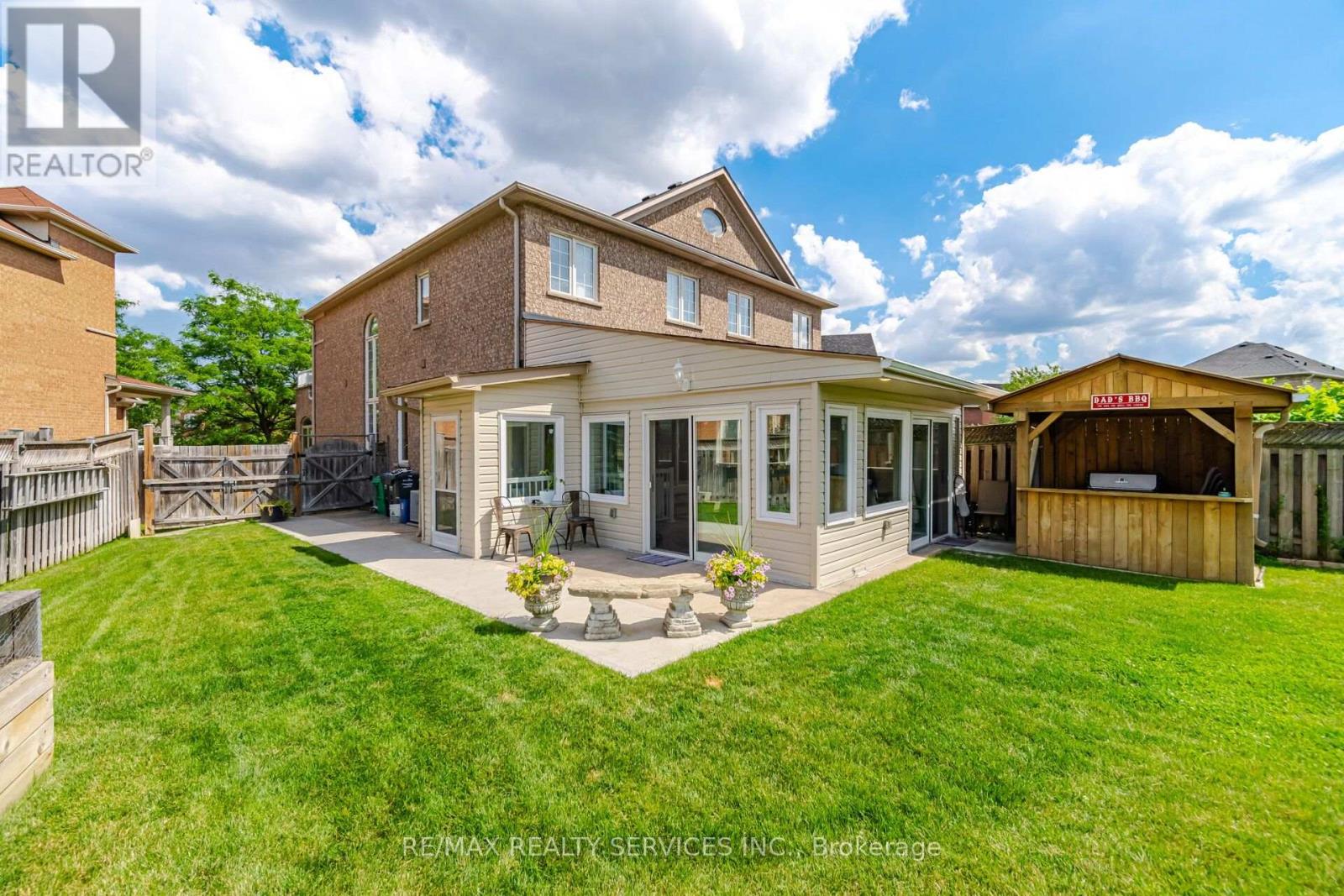 32 DEEPCORAL COURT - 41