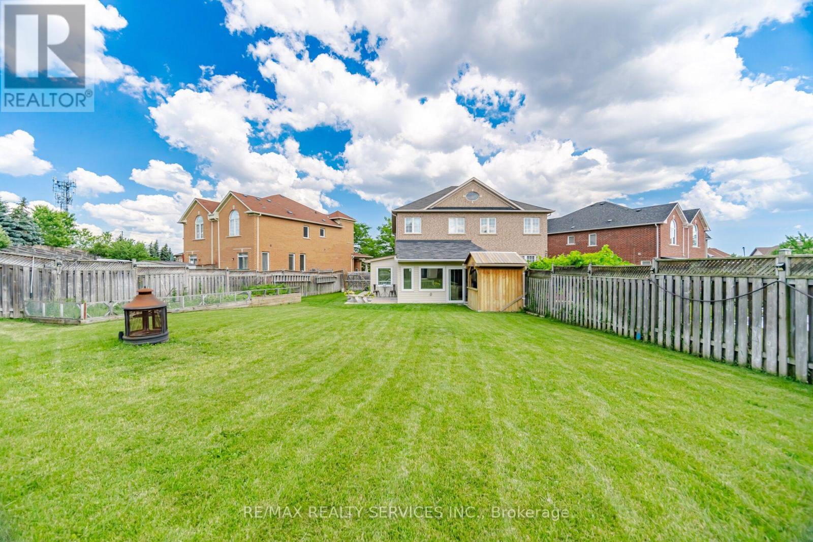 32 DEEPCORAL COURT - 47