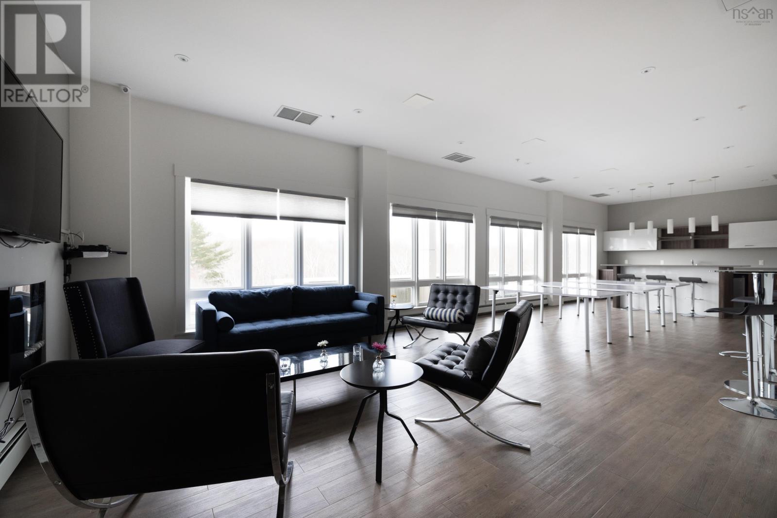 #302 267 Gary Martin Drive - 23