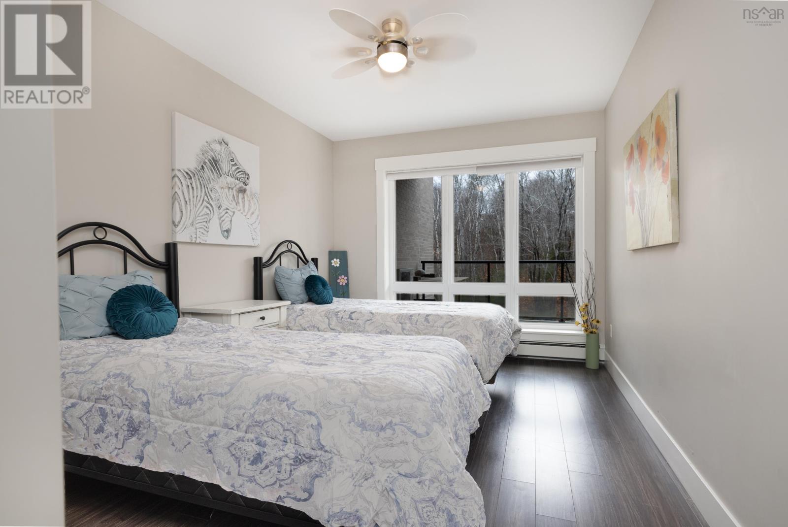 #302 267 Gary Martin Drive - 17
