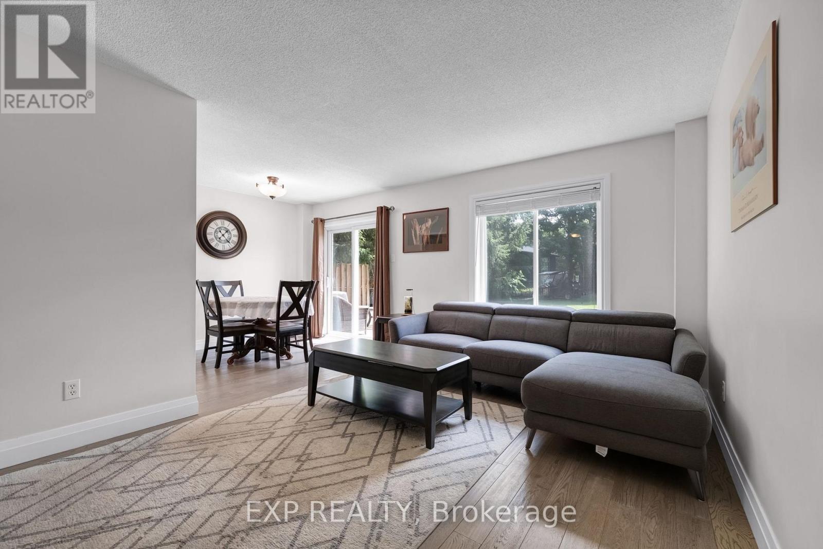 14 RUSSELL HILL ROAD - 13