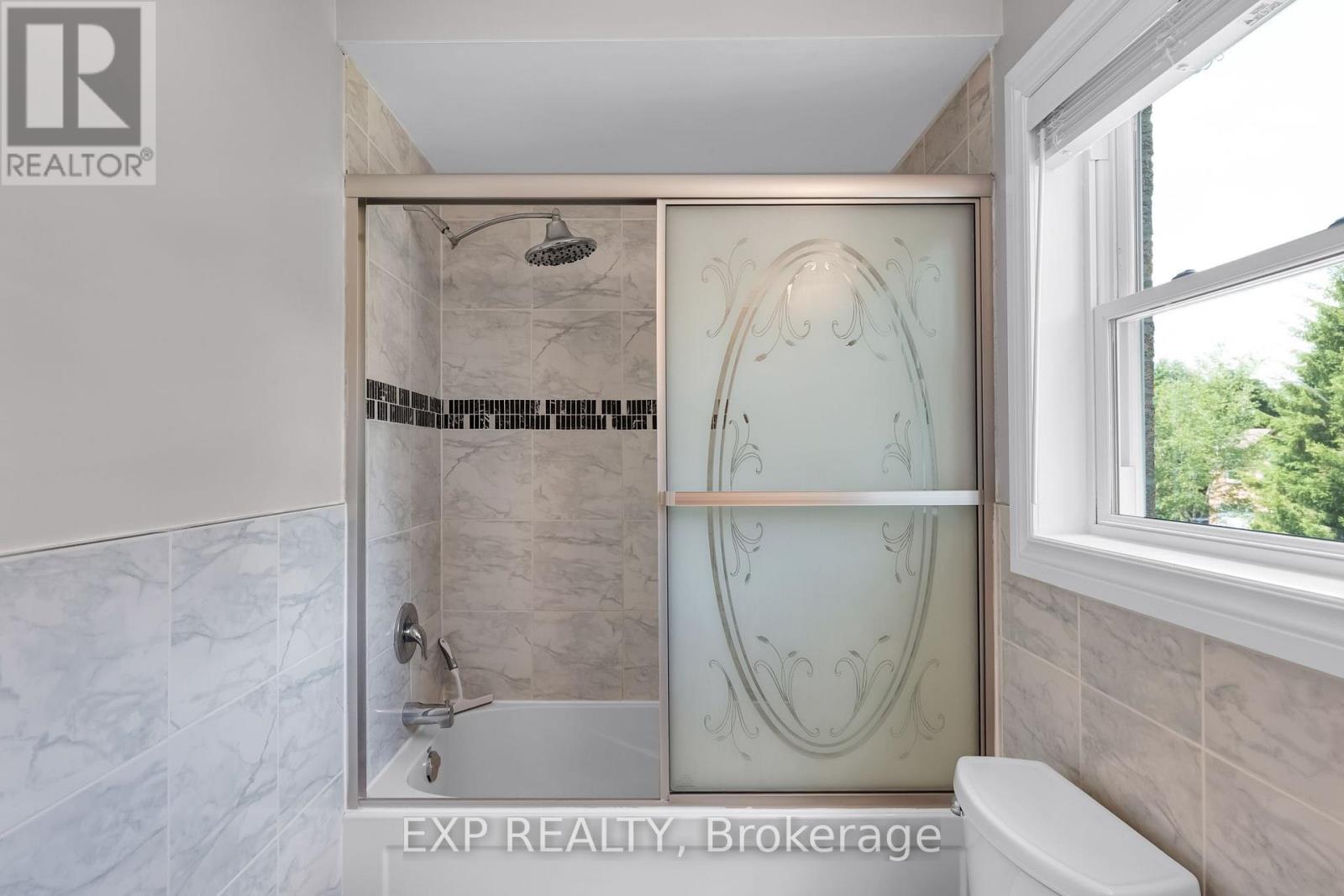 14 RUSSELL HILL ROAD - 25