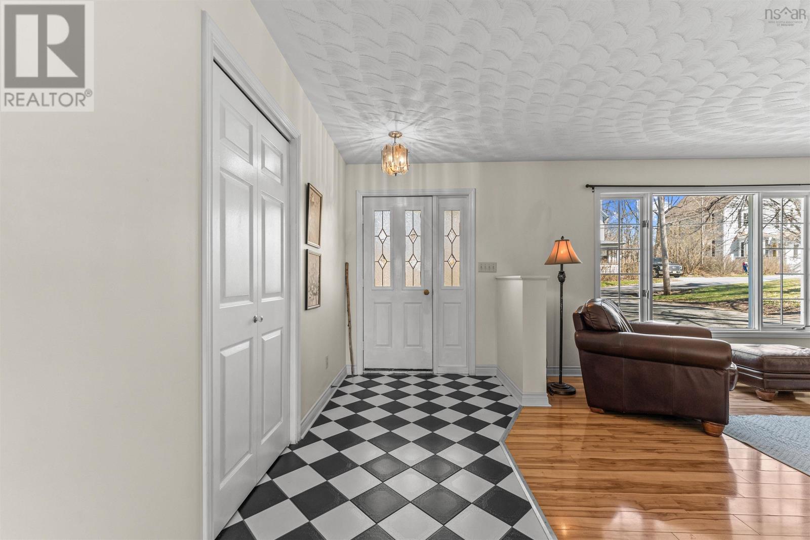 332 Wilson Street - 11