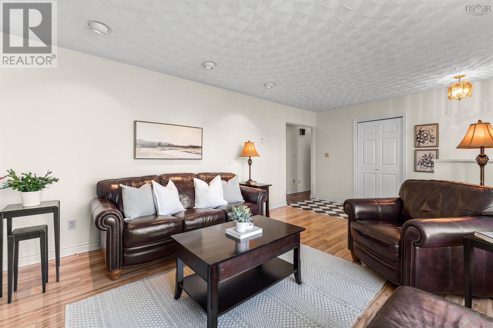 332 Wilson Street - 14