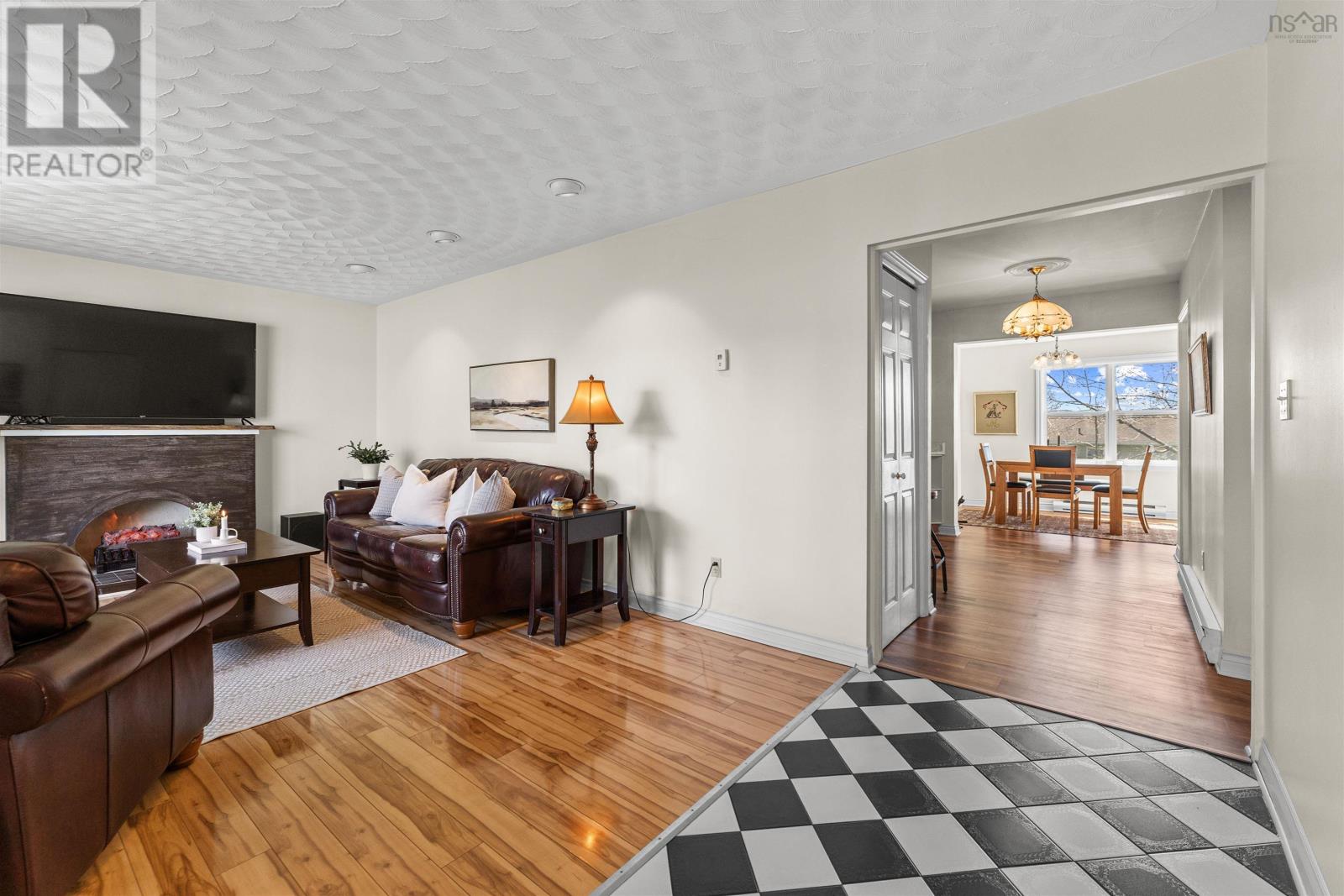 332 Wilson Street - 15