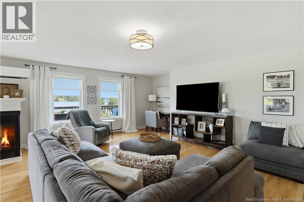 10 Ripple Lane - 25