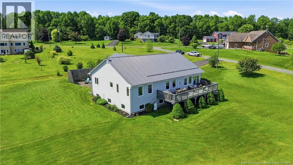 10 Ripple Lane - 11
