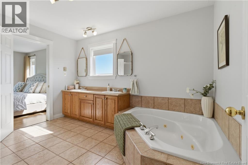 10 Ripple Lane - 33