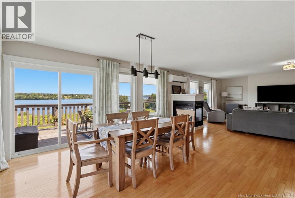 10 Ripple Lane - 20