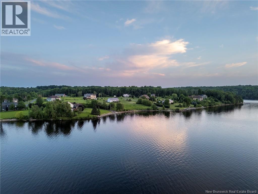 10 Ripple Lane - 49