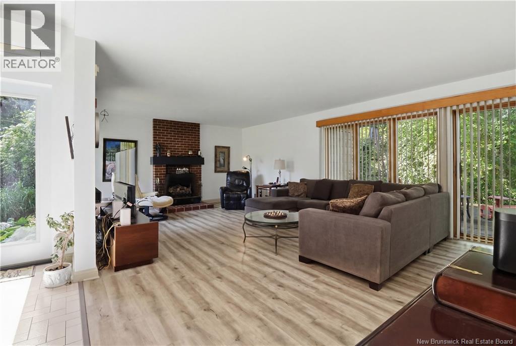 1421 Woodstock Road - Image 12
