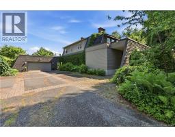 1421 Woodstock Road, Fredericton, NB E3C1P2 Photo 33