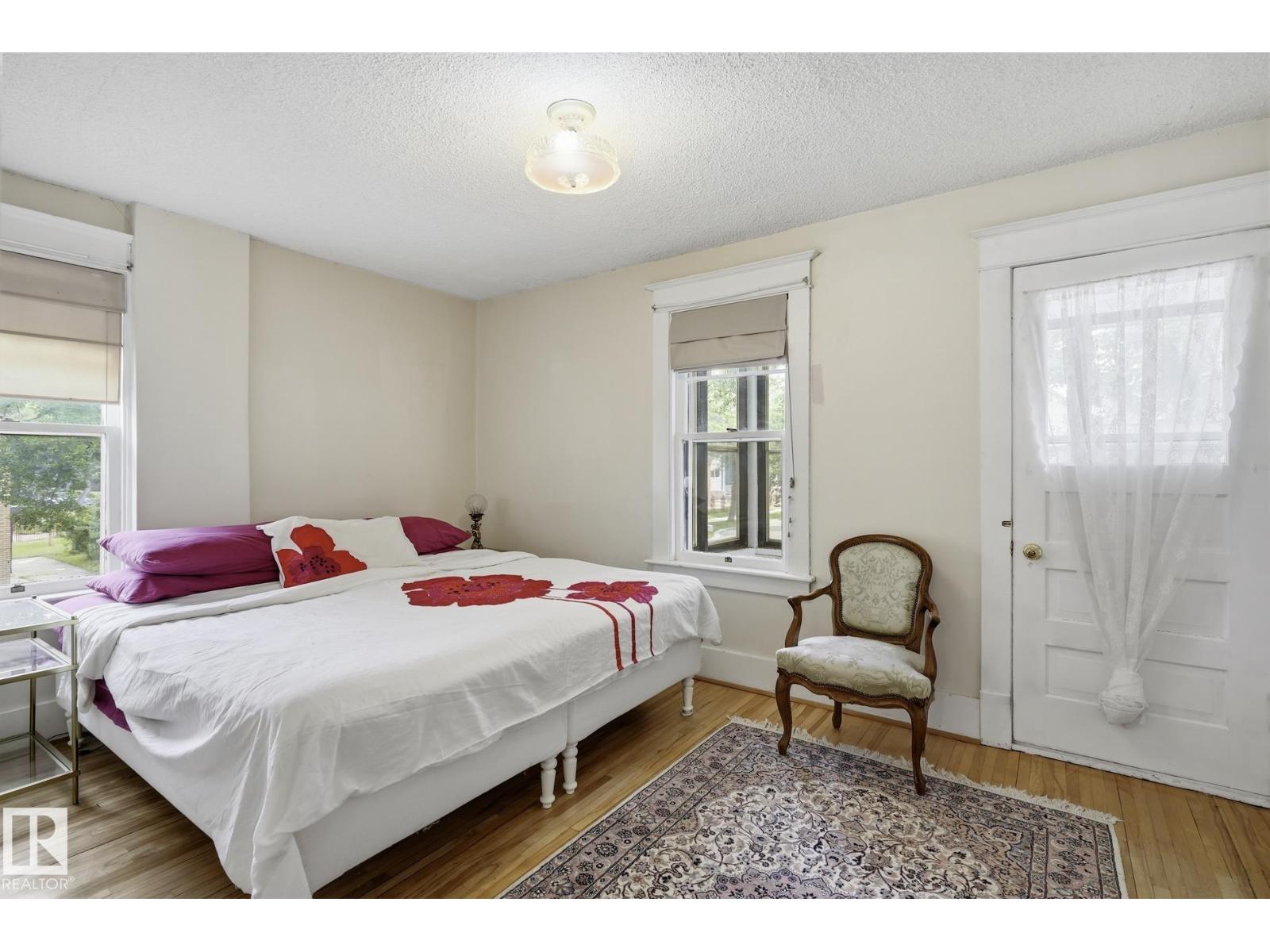 11254 95A ST NW - 15