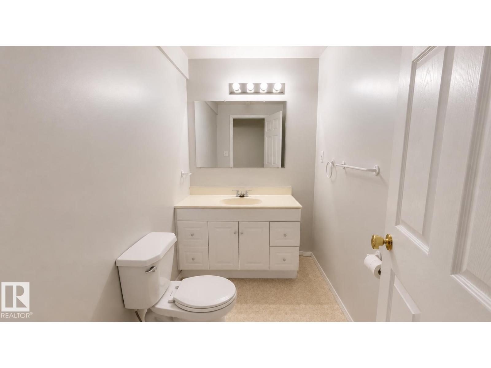 3703 131 AV NW — photo 19