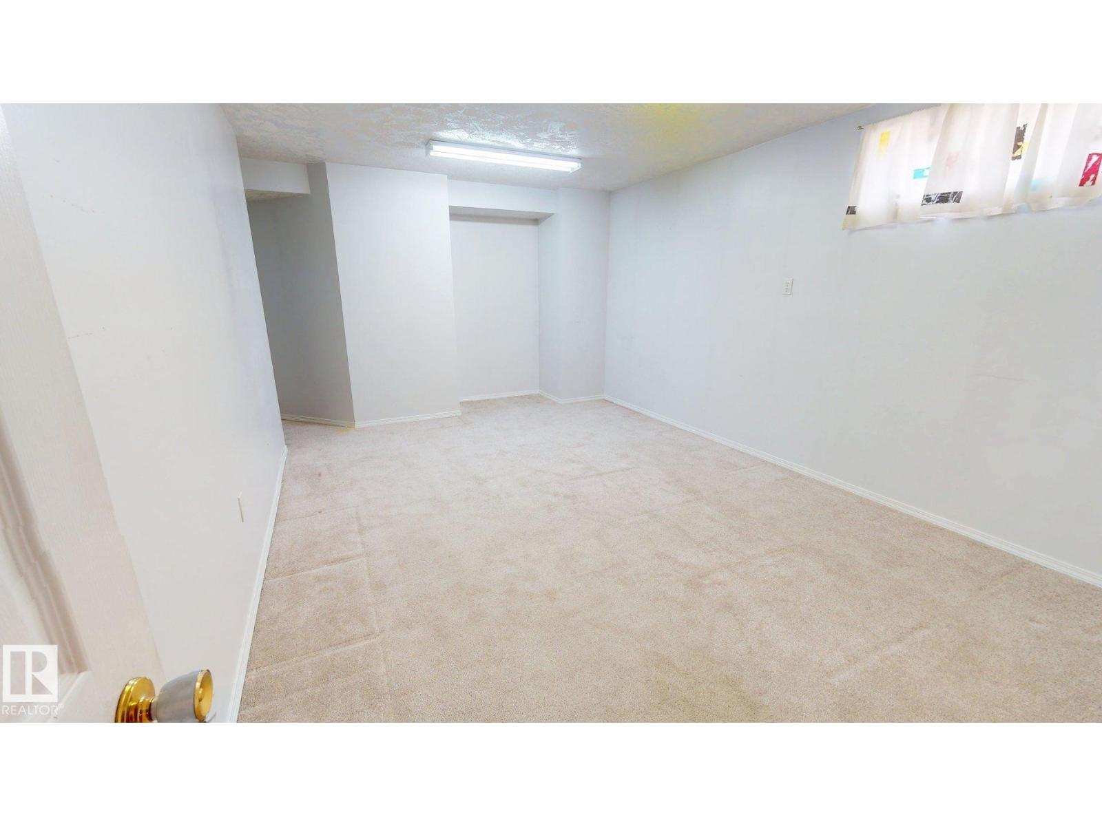 3703 131 AV NW — photo 22