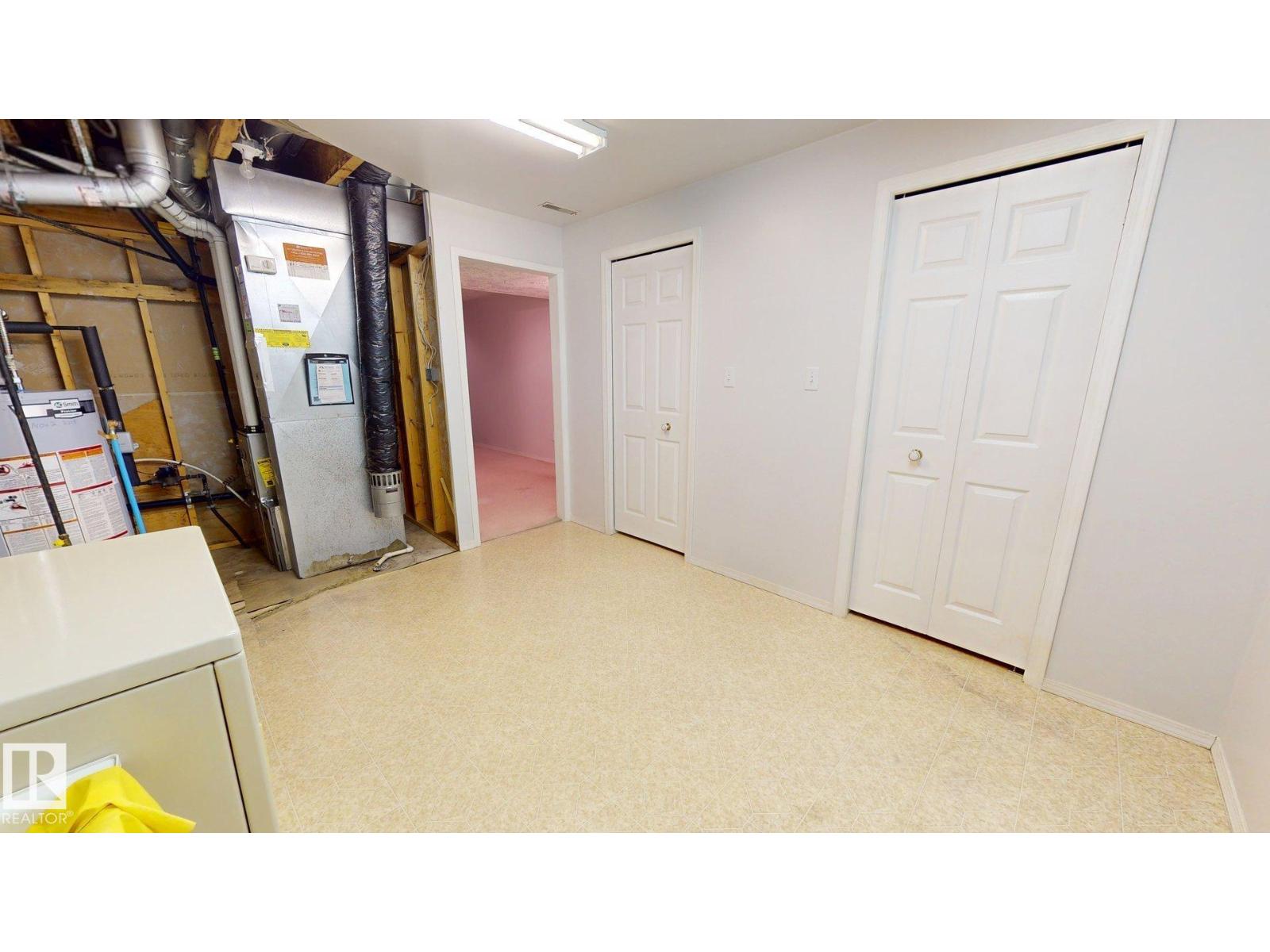 3703 131 AV NW - 25