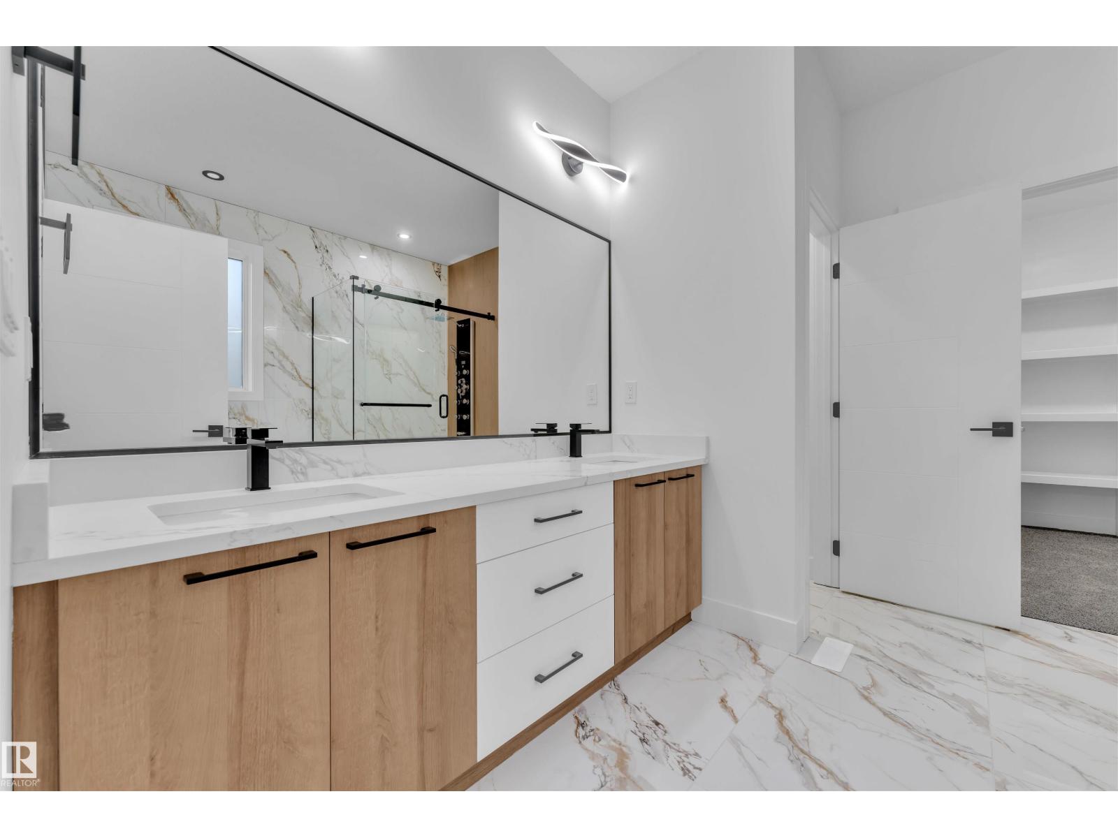 209 BASIN CO - 32
