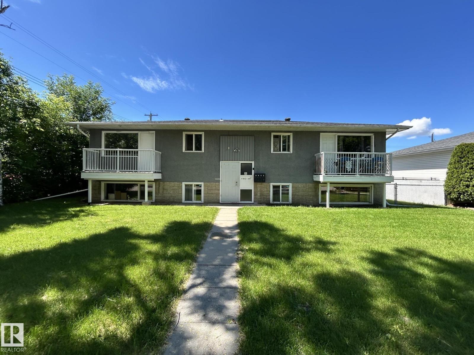 11812 45 ST NW - 1