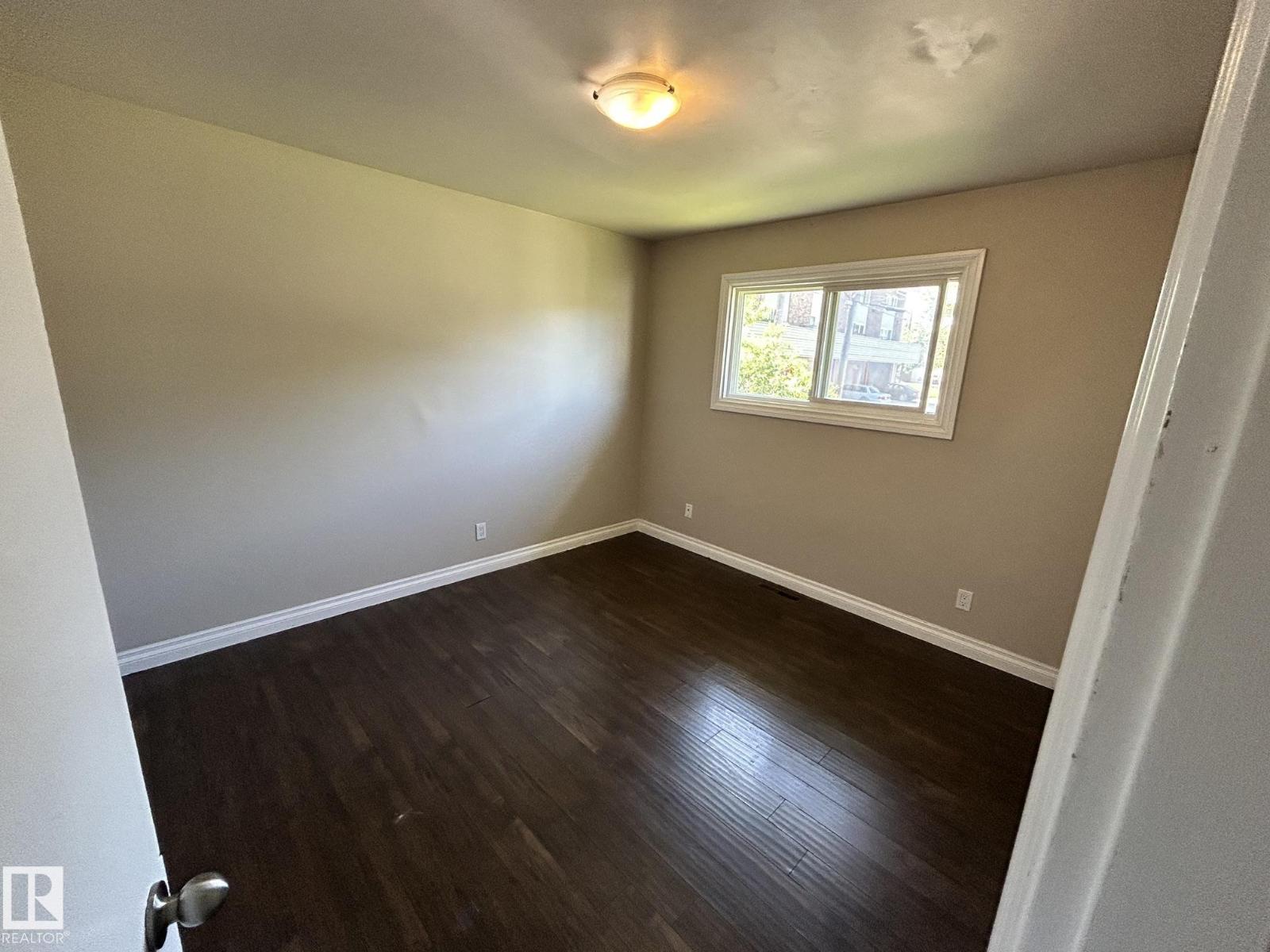 11812 45 ST NW - 13