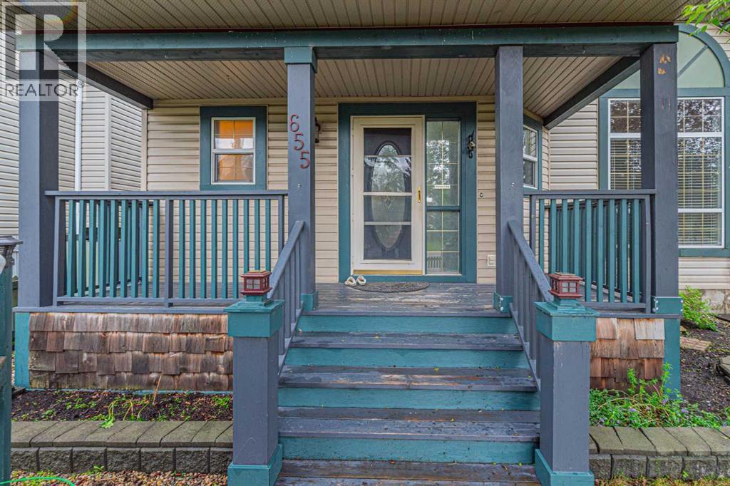 655 Erin Woods Drive SE, Erin Woods, Calgary photo 1