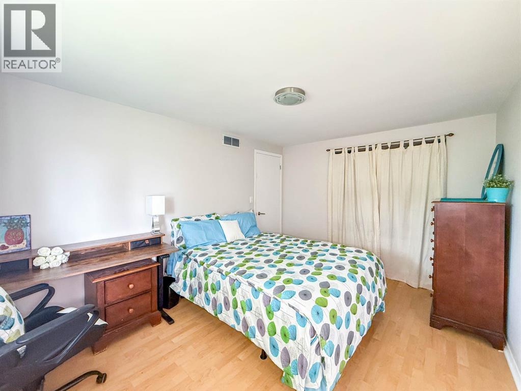 2623 KAYMAR CRESCENT - 10