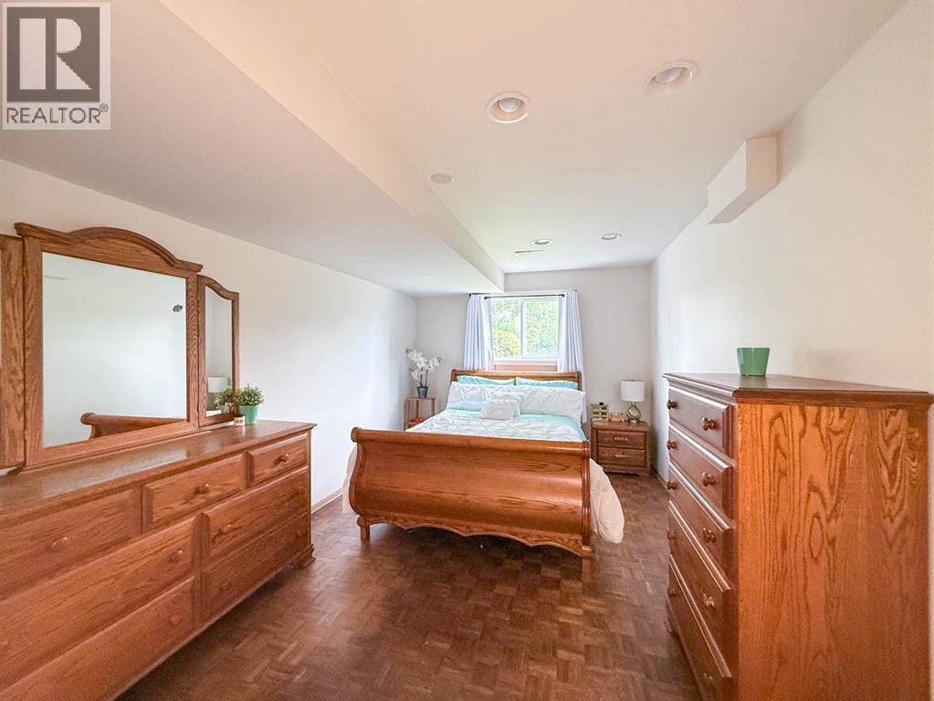 2623 KAYMAR CRESCENT - 16