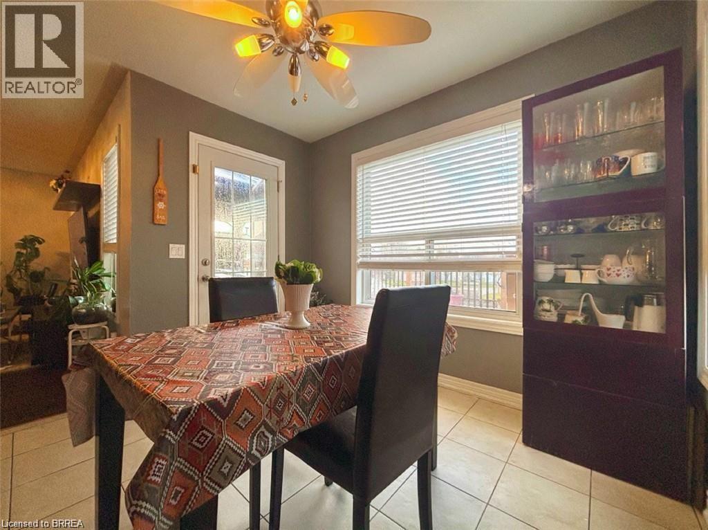 252 BERRY Street - 8
