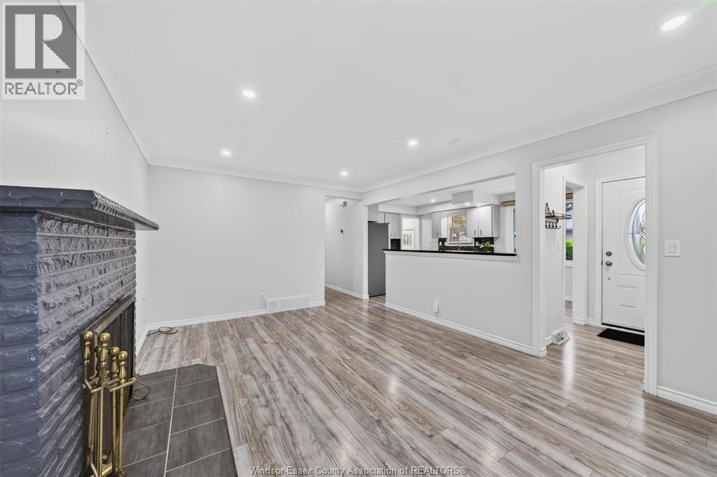 305 EDGEWATER BOULEVARD - 7