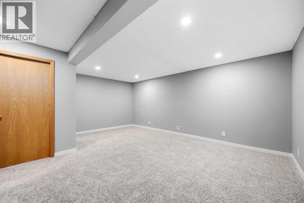292 Cedarwood Park SW — photo 18