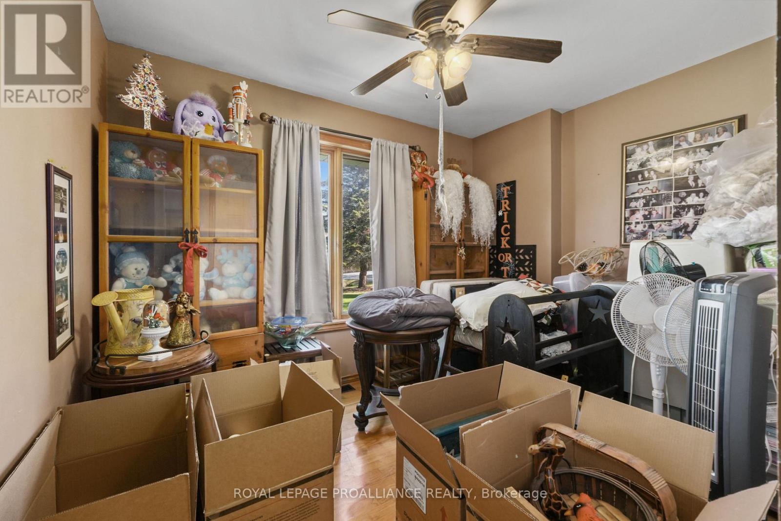 11834 3RD LINE ROAD - 18