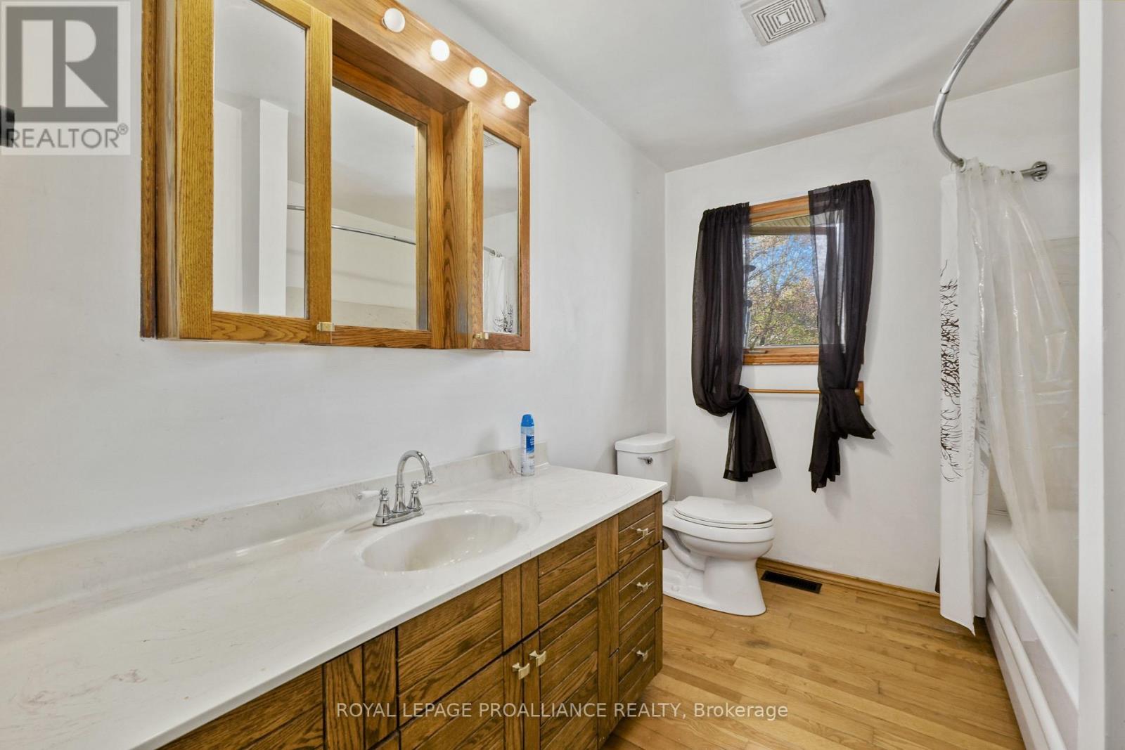 11834 3RD LINE ROAD - 19