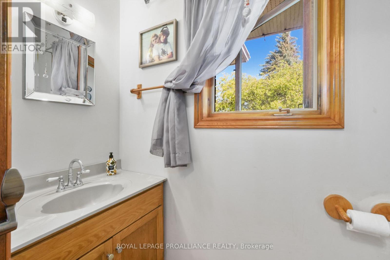 11834 3RD LINE ROAD - 22