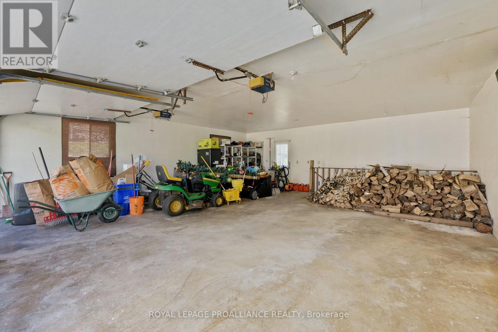 11834 3RD LINE ROAD - 27
