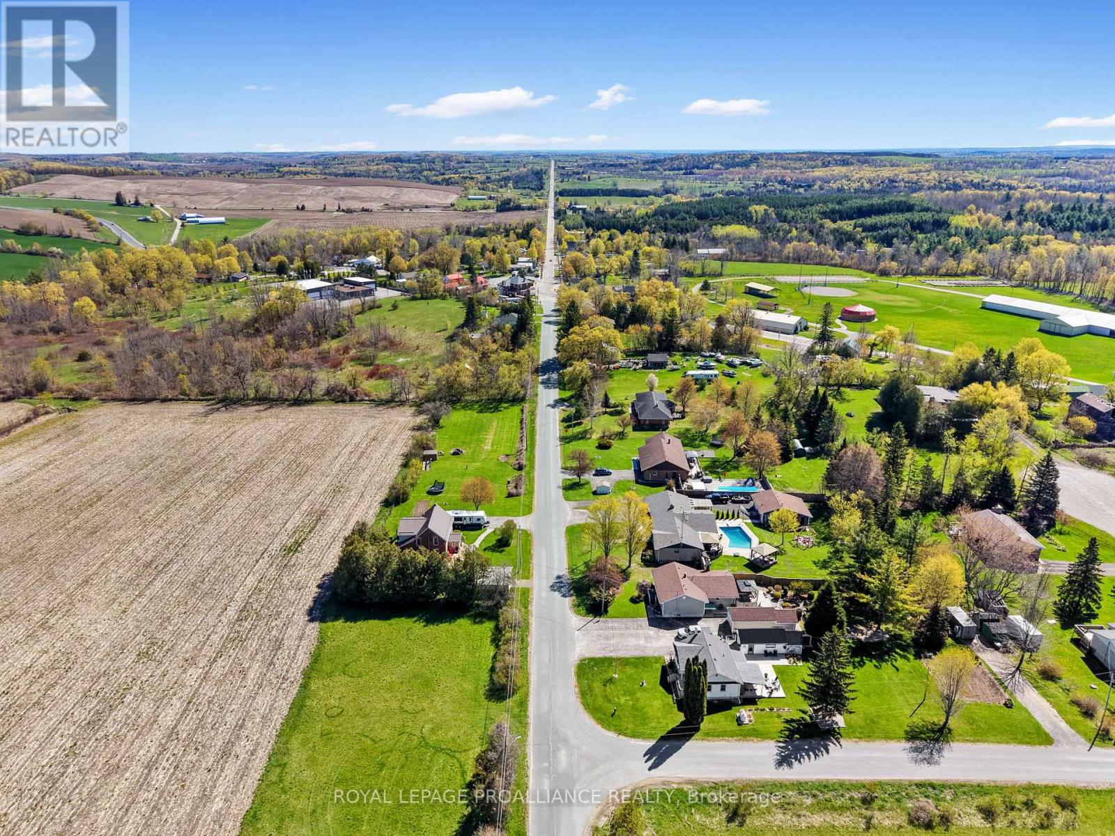 11834 3RD LINE ROAD - 34