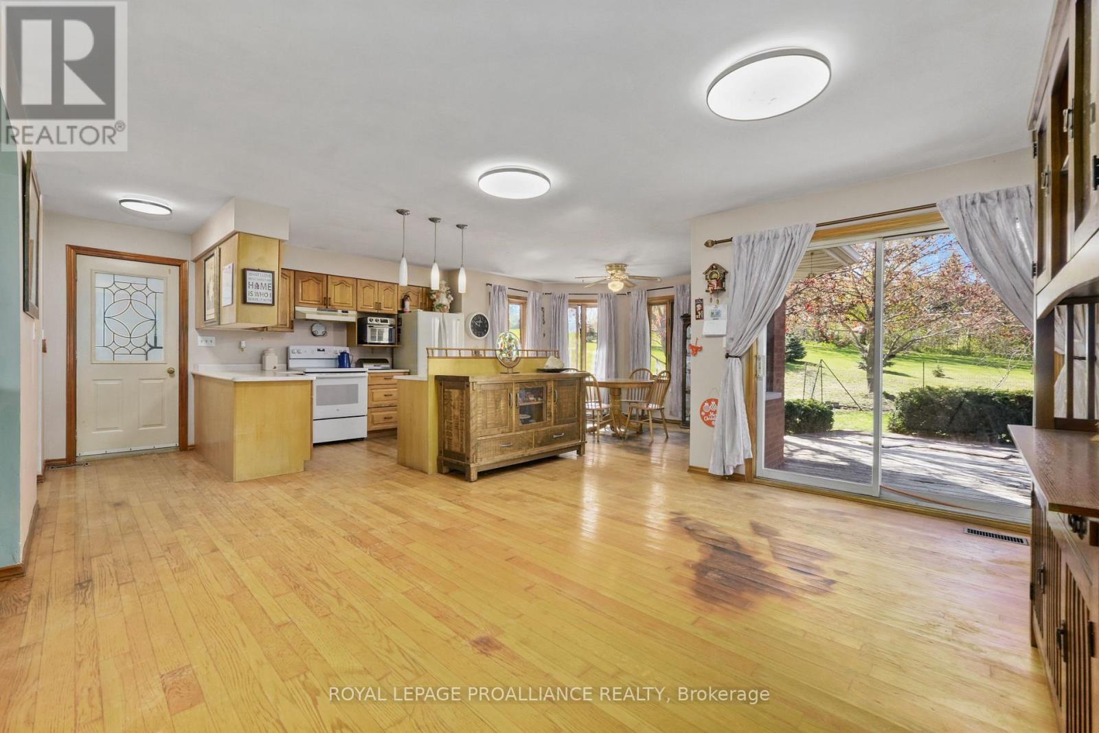 11834 3RD LINE ROAD - 9